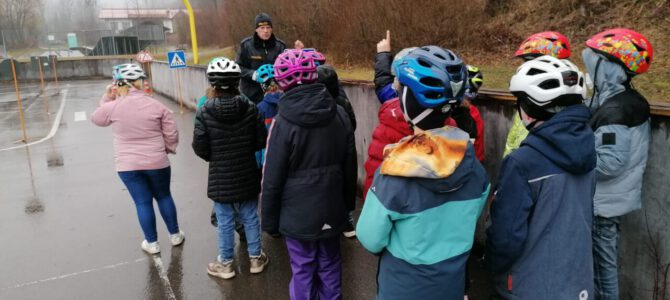 Volle Fahrt voraus! – „Radlführerschein“ für die 4. Klassen der Hohenau-Schule